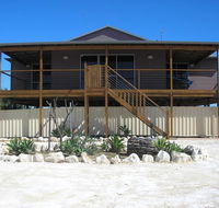 Blue Sky Escapes Sunset Oddes-sea - Accommodation Asia