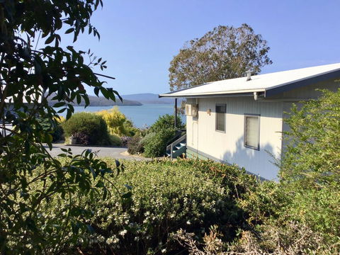 Blue Waters Holiday Cottages - Accommodation Asia 0