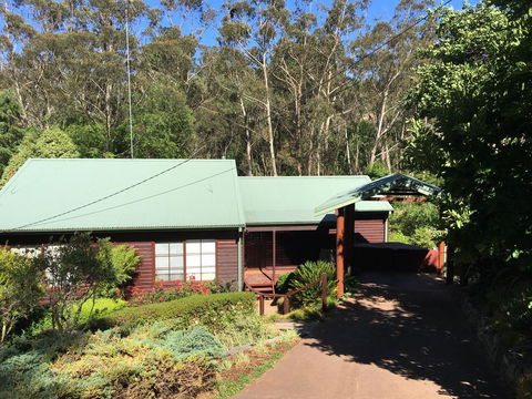 Bluebell Cottage - Accommodation Asia 0