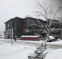 Blues Air 3 - Accommodation Asia