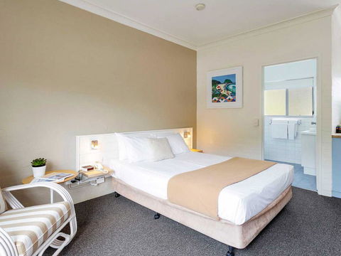 Blueys Motel - Accommodation Asia 2