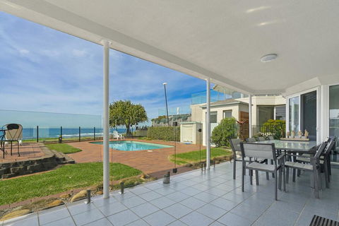 Blueys On The Bay- Blue Bay - Accommodation China 2