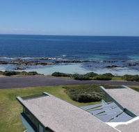 Boathouse - nearly in the water and wonderful views - Accommodation Asia