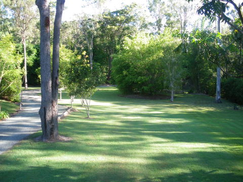BoBRENE On Tamborine Nude Retreat - Quaint Cottage - Accommodation Asia 3