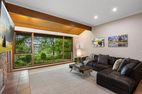 The Nook - Accommodation Guide 2