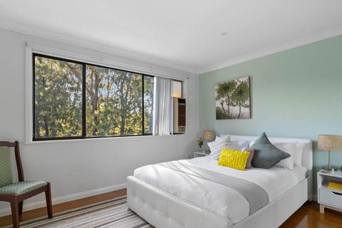 The Young - A Peaceful Parkside Delight - Accommodation Asia 1