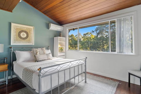 The Young - A Peaceful Parkside Delight - Accommodation Asia 0