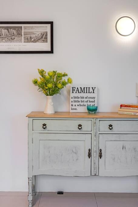 Waterfront Bliss In Margate - 30 Min From Brisbane - Accommodation Guide 2