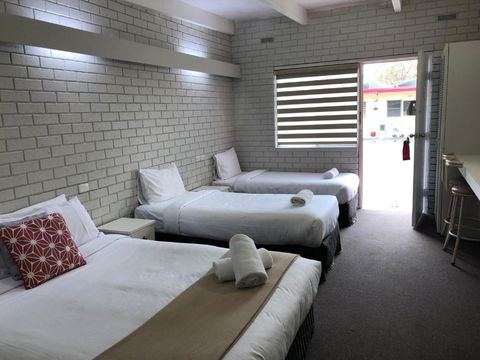 Wattle Motel - Accommodation Asia 2