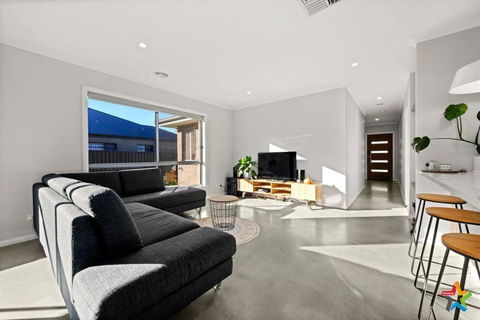 Wodonga Riverside Stay - Accommodation Asia 0