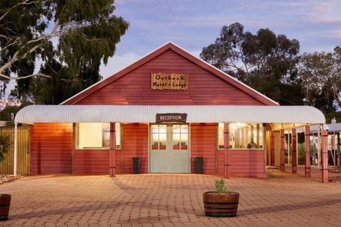 Outback Lodge - Accommodation Guide 0