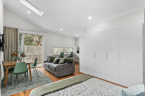 WILL56 - Gumtree Studio - Accommodation Guide 3