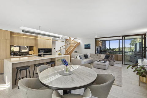 YAWA1B - Bellevue Hill Penthouse - Accommodation Guide 0