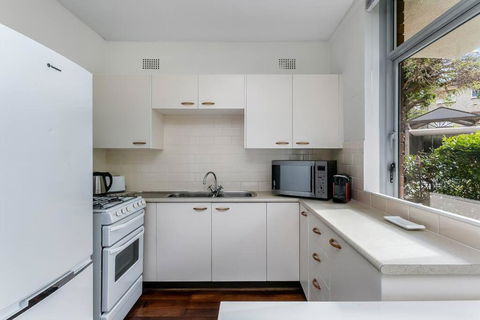 YNG03 - Cremorne - Young Street - Accommodation Asia 2