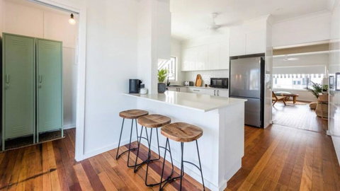 Zephyr - Accommodation Guide 1