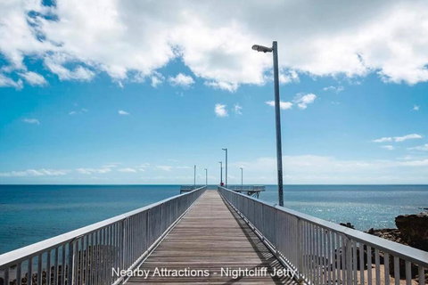ZEN FORESHORE: 3-BR Nightcliff Foreshore-Front Apt - Accommodation Guide 3