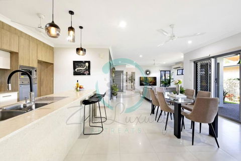 Zenhouse: Prestigous 4-BR Display Home In Muirhead - Accommodation Asia 0