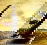 McLaren Vale Luxury Wine Tour - Accommodation Guide