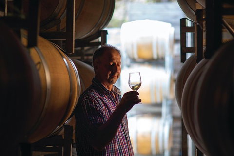 One-Way East Coaster - Accommodation China 0