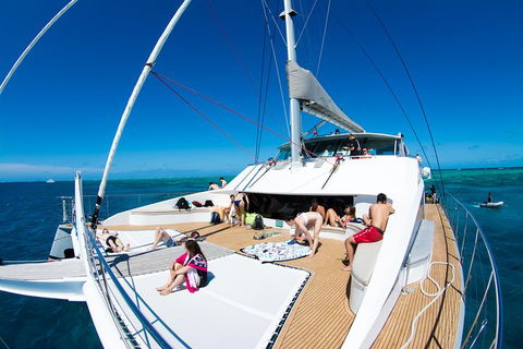 Passions Of Paradise Great Barrier Reef Snorkel And Dive Cruise From Cairns By Luxury Catamaran - Accommodation Guide 3