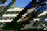 Melbourne City Tour Lifestyle of the Rich and Famous