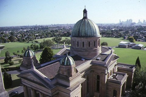 Melbourne City Tour: Lifestyle Of The Rich And Famous - Accommodation Guide 4