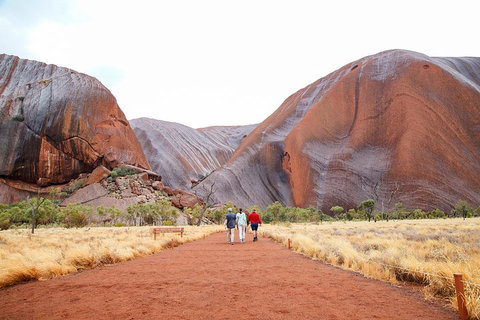 2-Day Uluru (Ayers Rock) And Kata Tjuta Trip From Alice Springs - Accommodation Guide 1