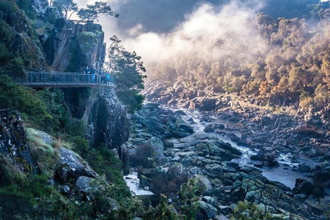 3.5 Hours Walking Tour To Cataract Gorge With Local Guide - Accommodation Guide 1