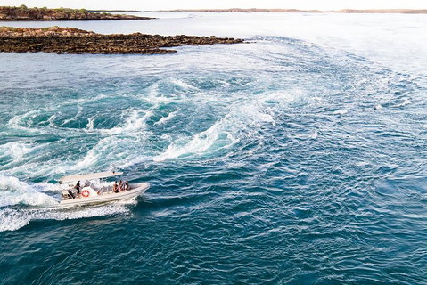 Cape Leveque, Sea Safari And Aboriginal Communities From Broome - Accommodation Guide 3