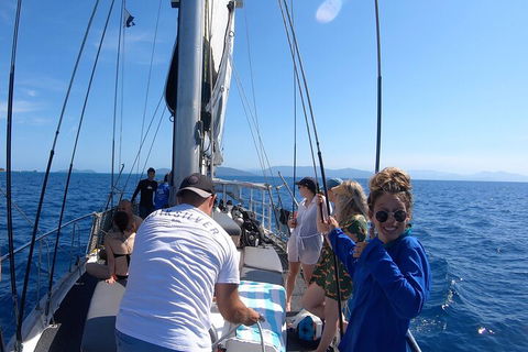 Ocean Free Green Island & Great Barrier Reef Snorkel Cruise, Cairns 25 Guests - Accommodation Asia 3
