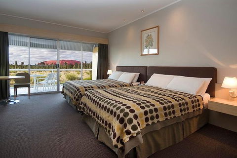 3-Day Uluru-Kata Tjuta And Kings Canyon 4WD Small-Group Eco-Tour From Alice Springs - Accommodation Guide 0