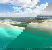 Deluxe Seaplane Tour Noosa to Glasshouse Adventure for 2 with Photobook - Accommodation China