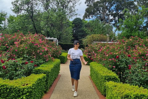 Women's History Walking Tour With Local Guide In Canberra - Accommodation Guide 1